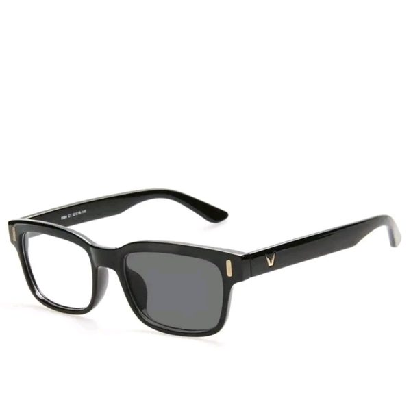 Photochromic glasses