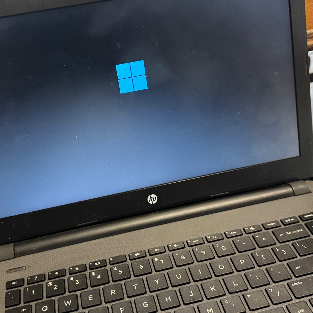 Laptop repairing services